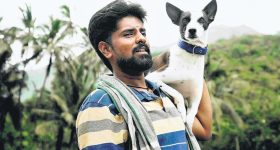 OTT Movie : కుక్క తెచ్చిన తంట... ట్రైబల్స్ జీవితాలతో ఆటలు ... పిచ్చెక్కించే యాక్షన్ థ్రిల్లర్