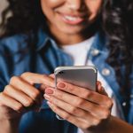 Mobile Recharge: 365 రోజుల వ్యాలిడిటీ 1,999 రీచార్జ్ లో Airtel, Vi, BSNL ఎవరిది బెస్ట్ ఆఫర్