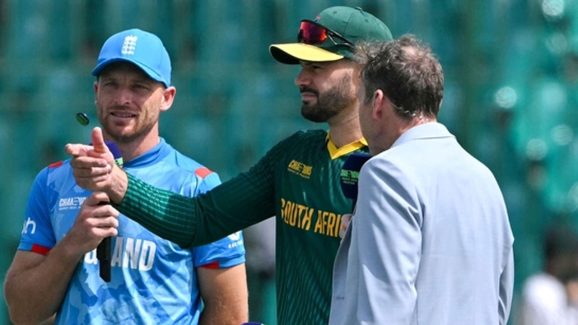 SA vs ENG: బ్యాటింగ్‌ చేయనున్న ఇంగ్లాండ్‌..కర్మకాలి ఓడితే సౌతాఫ్రికా ఇంటికే ?