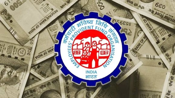 EPFO Update: ఈపీఎఫ్ఓ బిగ్ అప్‎డేట్.. అలా జరిగితే మీ ఫ్యామిలీకి రూ. 7 లక్షలు..