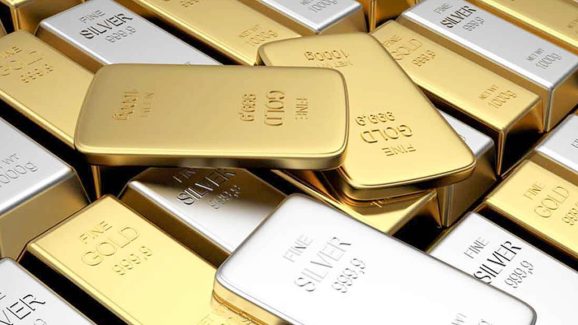 Gold Vs Silver: బంగారంను మించిపోయిన వెండి..ఈ టైంలో 99 వేలకు గోల్డ్, నిపుణుల కీలక సూచన