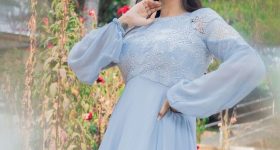 Sreemukhi : ట్రెడిషినల్ లుక్ లో శ్రీముఖి ఎంత క్యూట్ గా ఉందో చూశారా..?