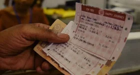 Railways Tickets Booking: మీరు బుక్ చేసుకున్న టికెట్ వేరకొకరికి అమ్ముతున్నారా? అయితే, జైల్లో ఊచలు లెక్కించాల్సిందే!