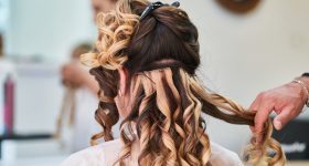 Hair Extensions: జుట్టు అందంగా కనిపించాలని ఎక్స్‌టెన్షన్స్ వాడుతున్నారా..? క్యాన్సర్ వస్తుంది జాగ్రత్త