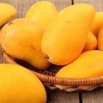 Chemicals in Mangoes: మామిడి పండ్లు కొంటున్నారా..? కెమికల్స్ కలిపిన వాటిని గుర్తుపట్టండిలా..!