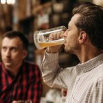 Drinking Alcohol: నిలబడి నీళ్లే కాదు.. మందు తాగినా ప్రమాదమే..!