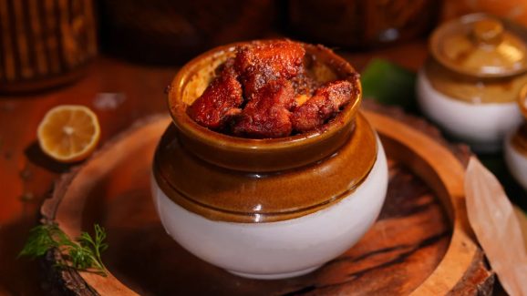 Chicken Pickle: పచ్చళ్లకు వేలకు వేలు ఖర్చు పెట్టడం ఎందుకు? ఇంట్లోనే చికెన్ నిల్వ పచ్చడి ఇలా చేయండి