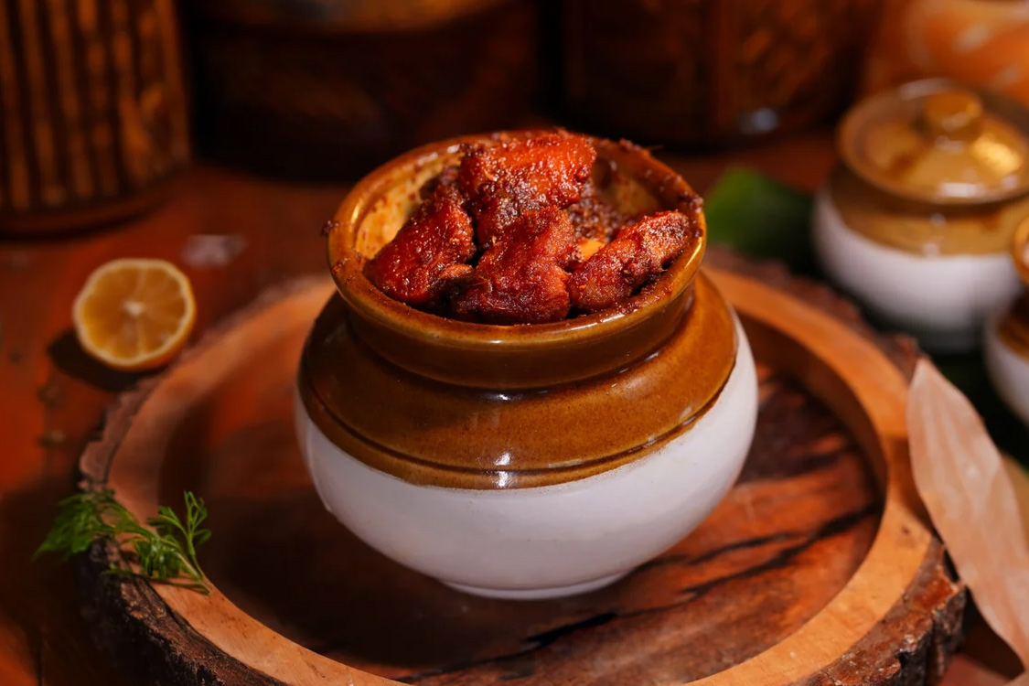 Chicken Pickle: పచ్చళ్లకు వేలకు వేలు ఖర్చు పెట్టడం ఎందుకు? ఇంట్లోనే చికెన్ నిల్వ పచ్చడి ఇలా చేయండి