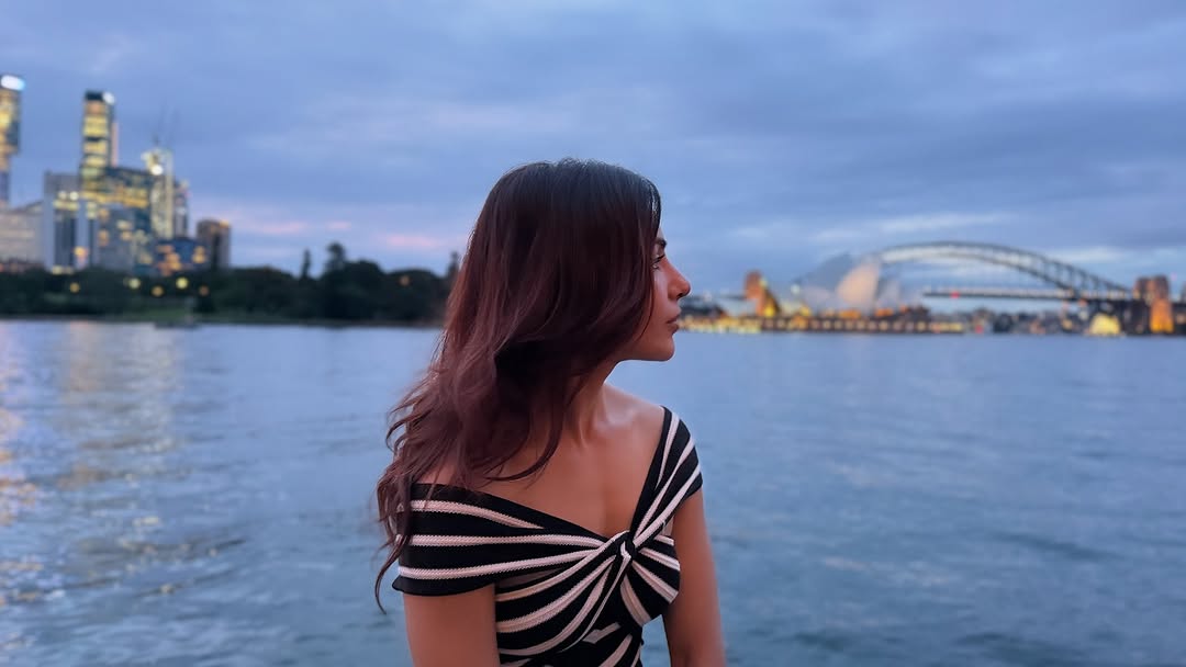 Samantha Photo Gallery