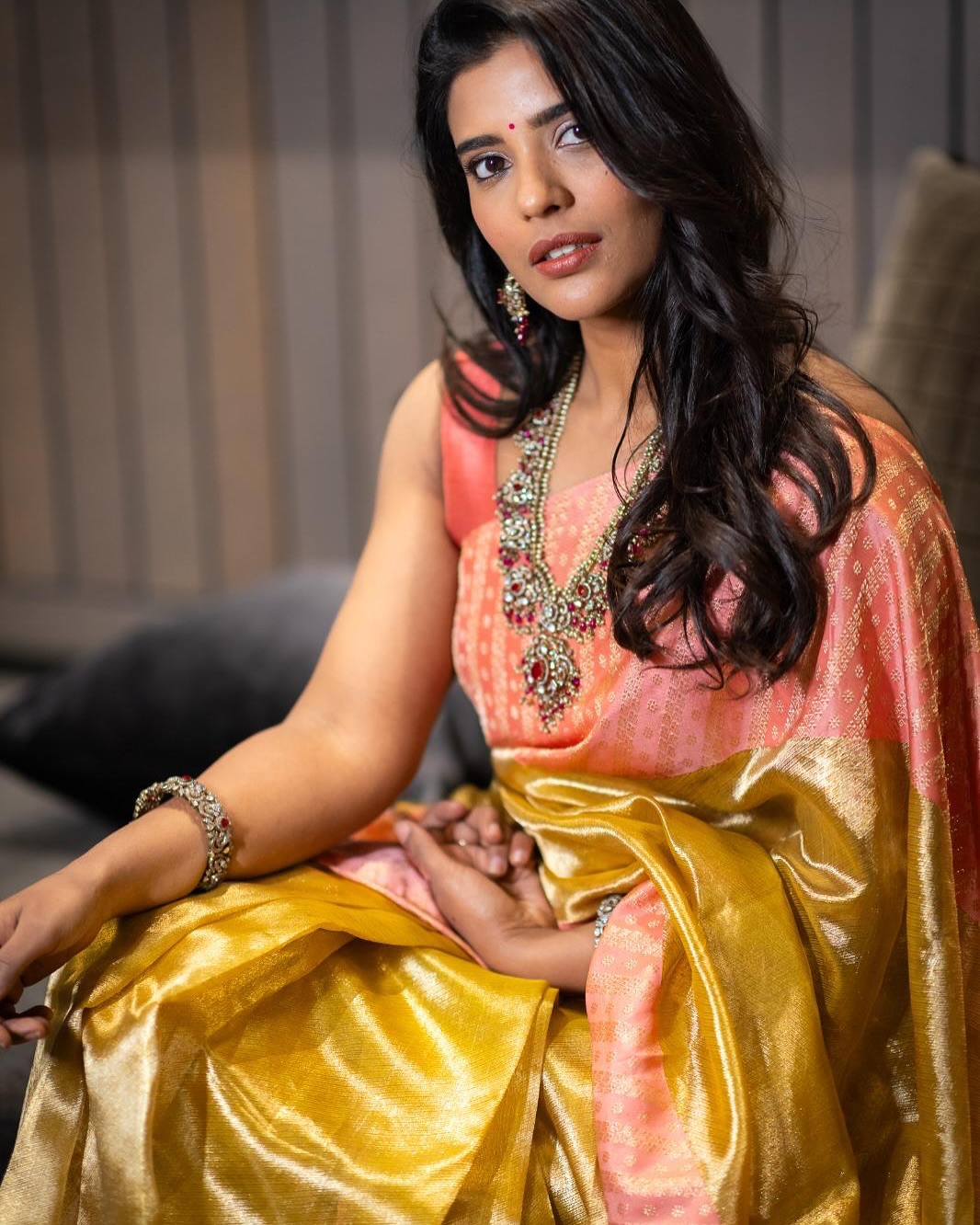 Actress Aishwarya Rajesh Photo Gallery