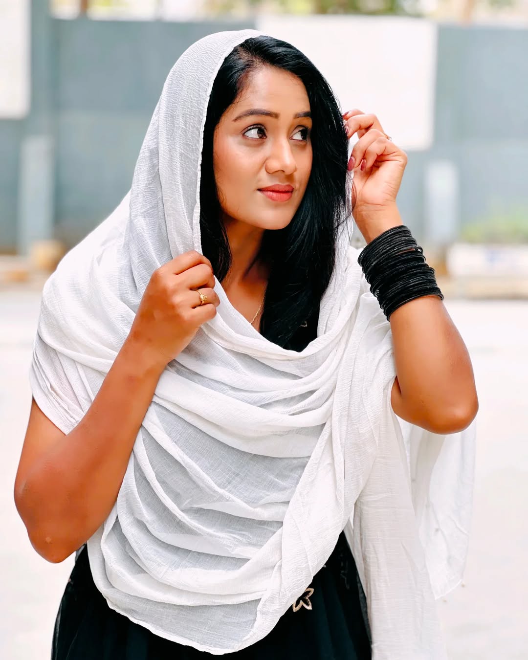 Actress Keerthi Bhat Photo Gallery