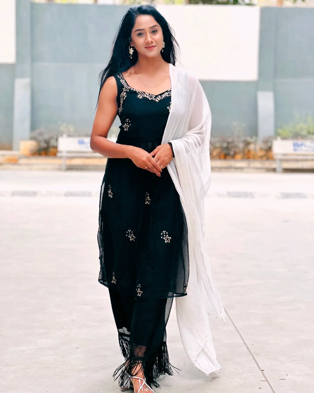 Actress Keerthi Bhat Photo Gallery
