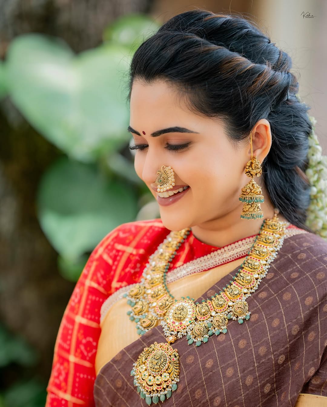 Sravanthi Chokarapu Photo Gallery