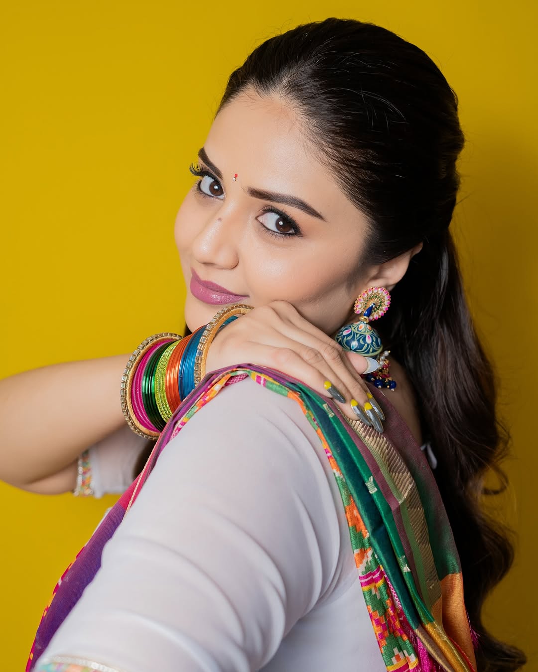 Sreemukhi Photo Gallery