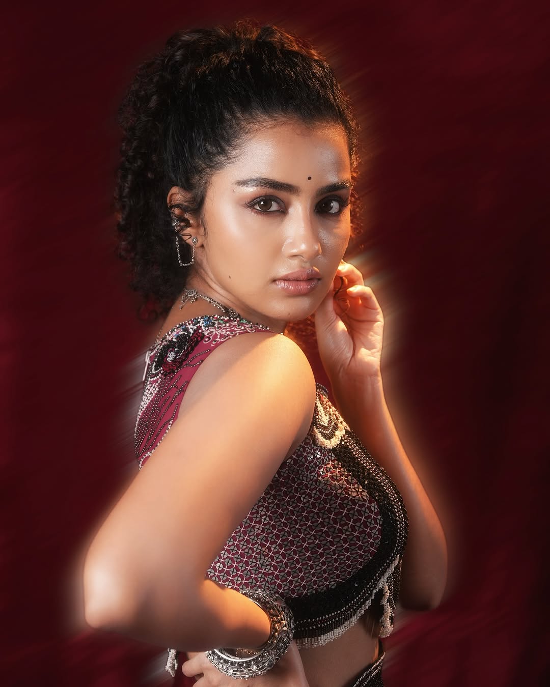 Actress Anupama Parameswaran Photo Gallery