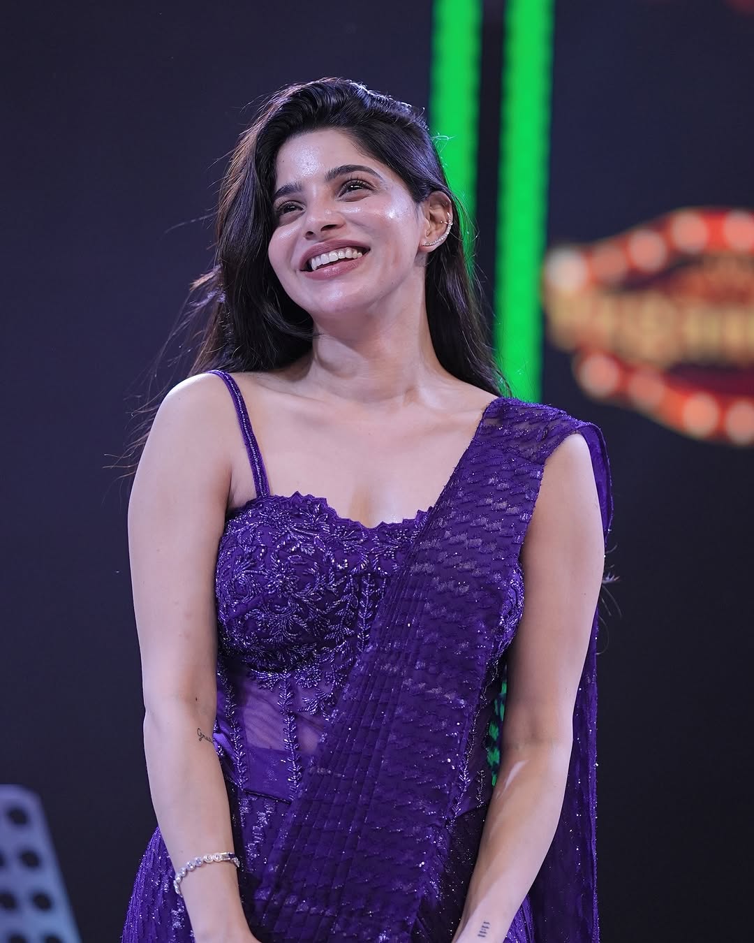 Divya Bharathi Photo Gallery