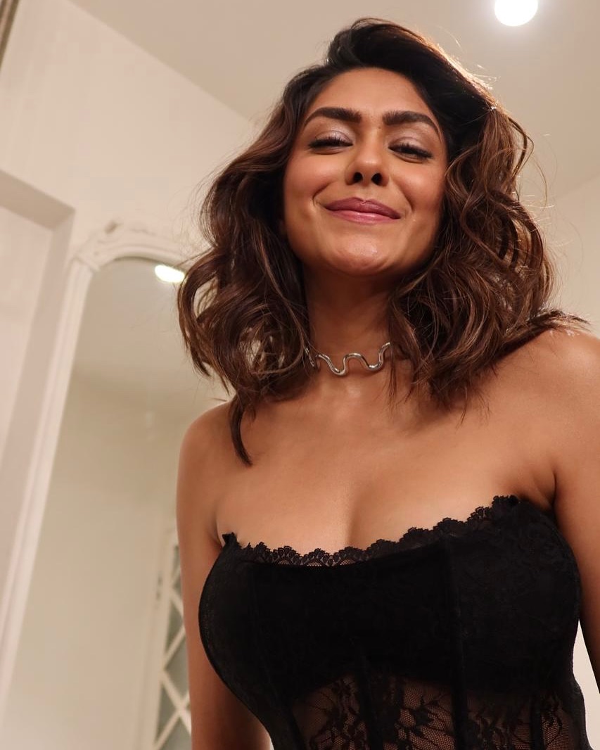 Mrunal Thakur