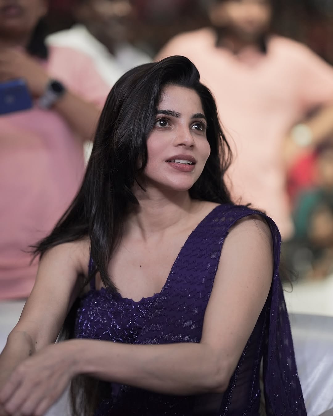 Divya Bharathi Photo Gallery