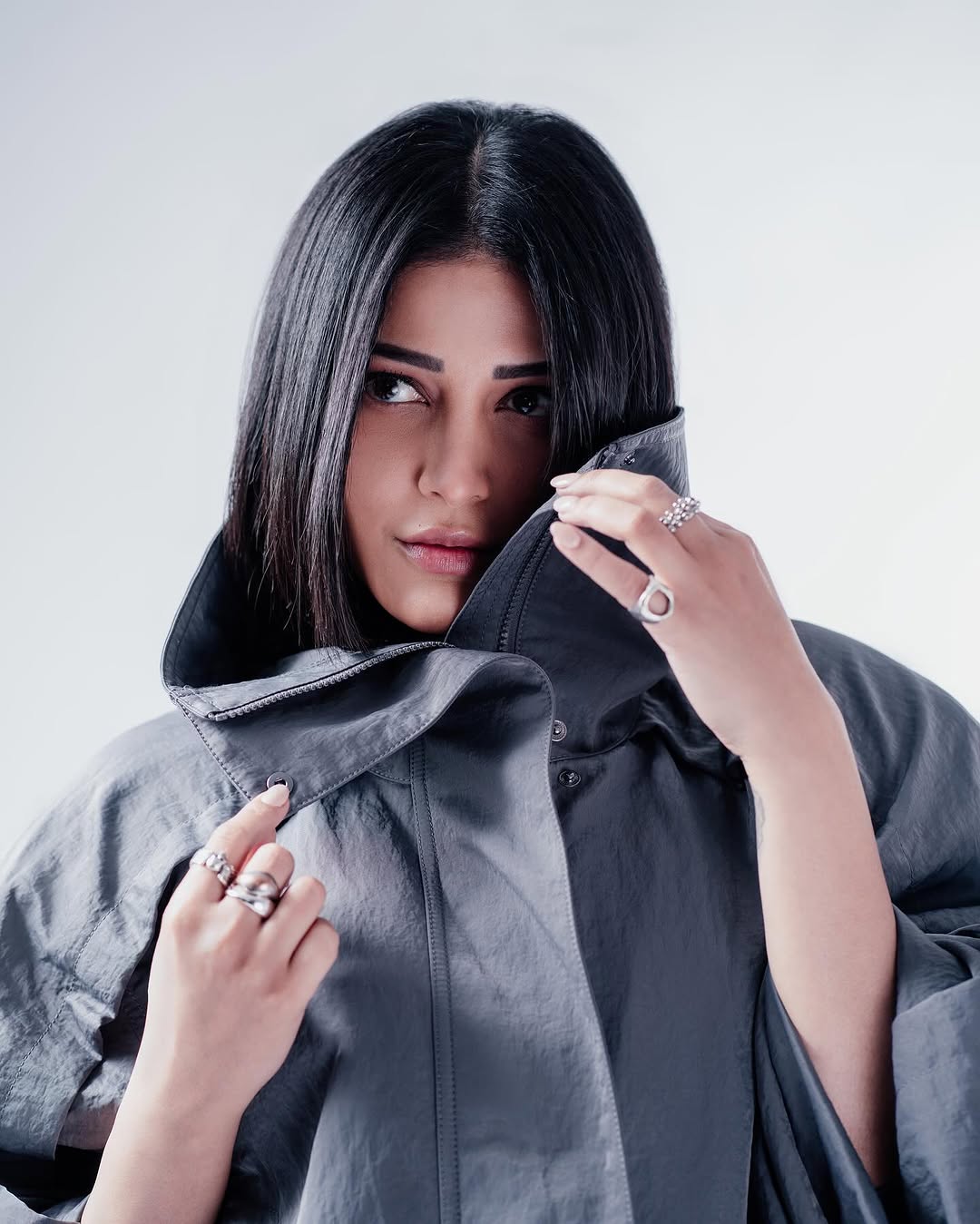 Shruthi Haasan photo Gallery