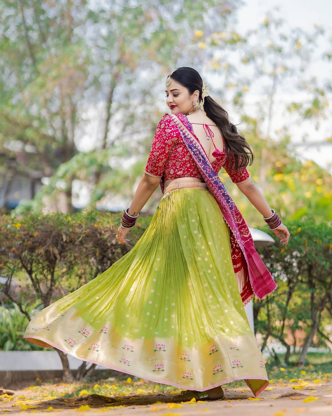 Sreemukhi Photo Gallery