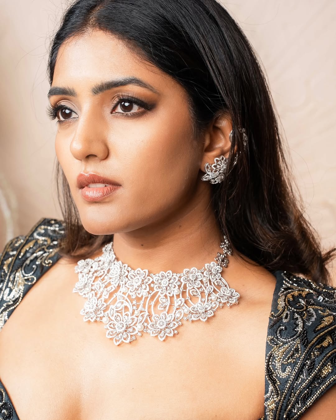 Eesha Rebba photo Gallery