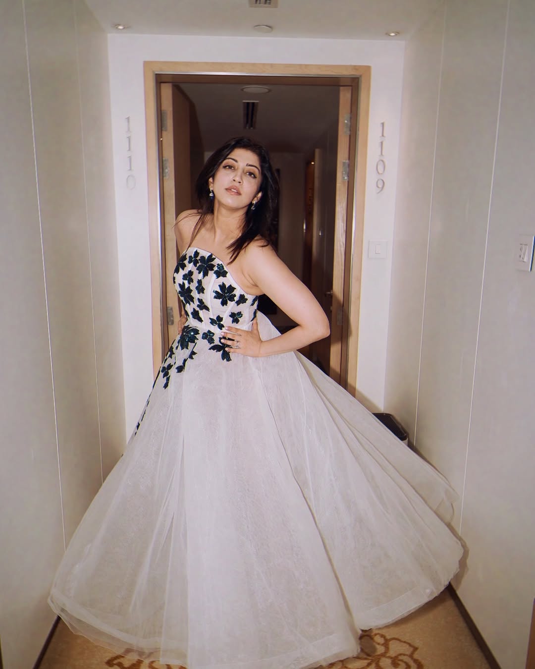 Actress Pranitha Subhash Photo Gallery