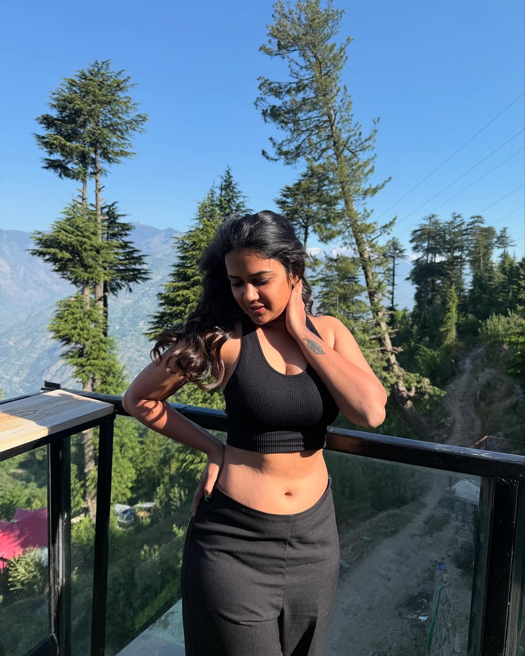 Ariyana Glory