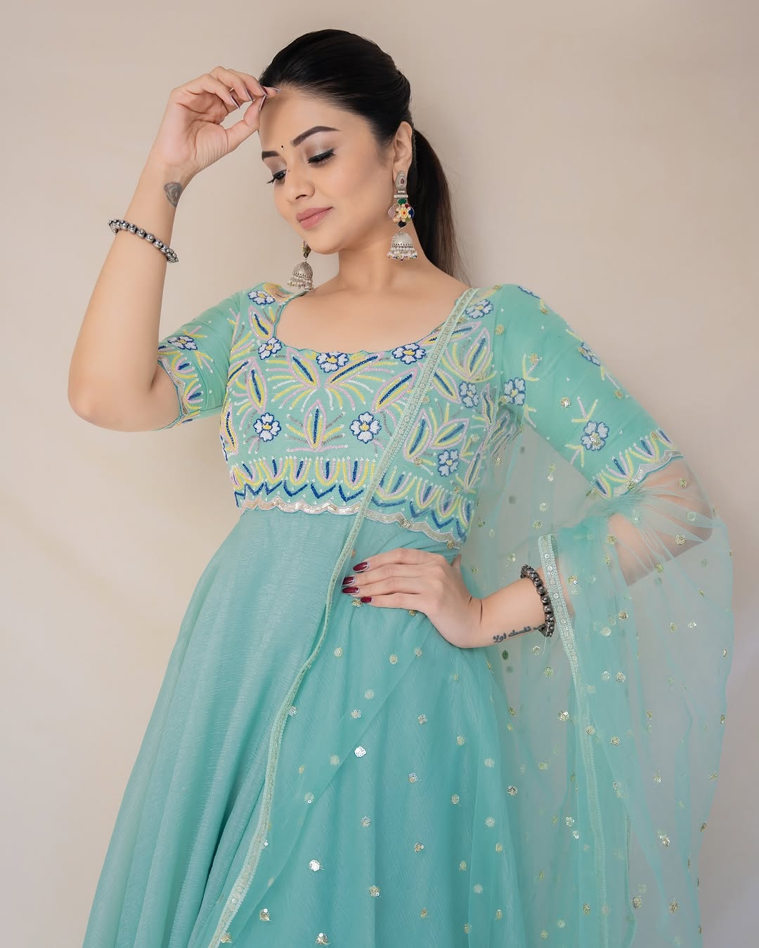 Sree Mukhi (Source: Instragram) Actress Sree Mukhi Photo Gallery