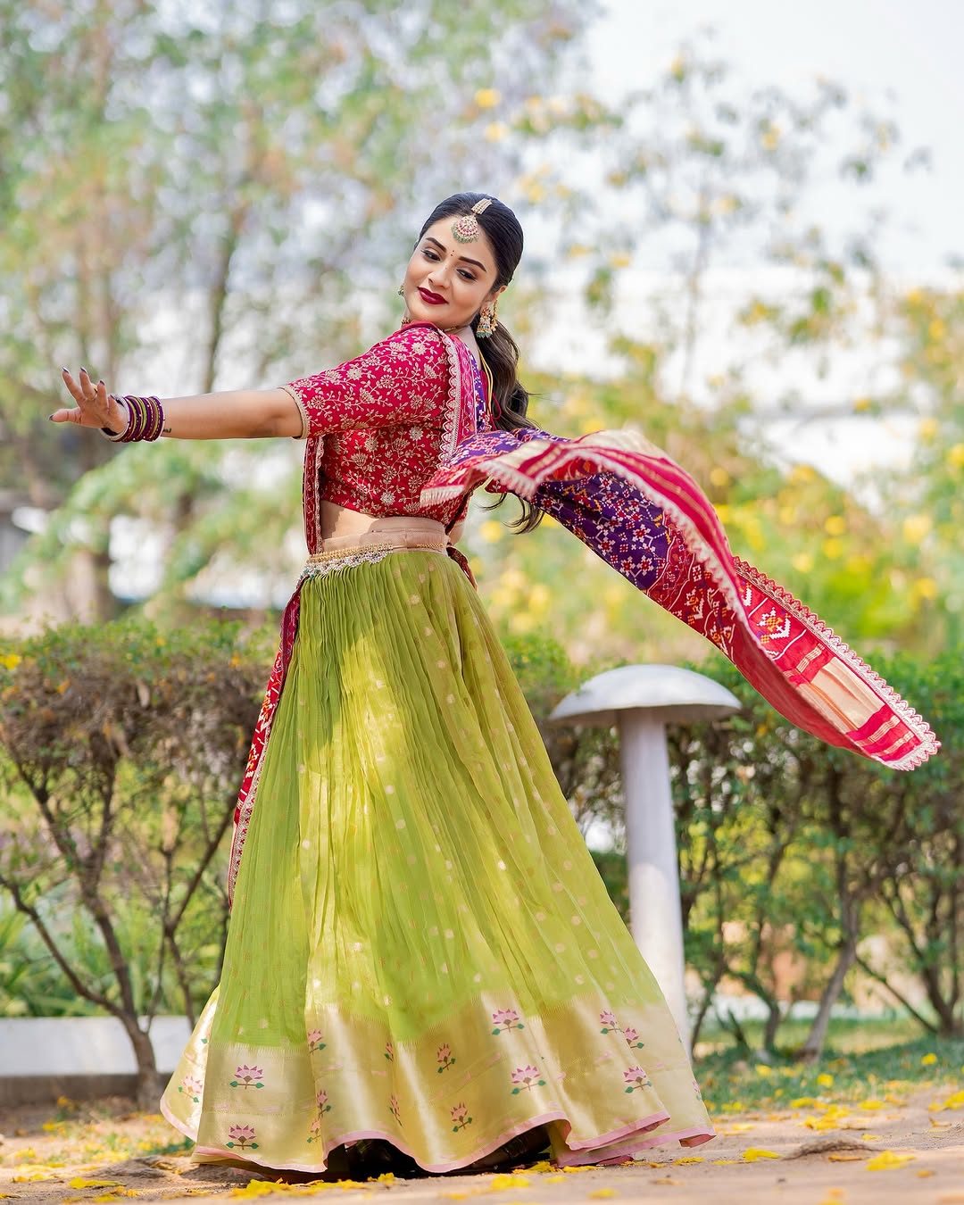 Actress Sree Mukhi Photo Gallery