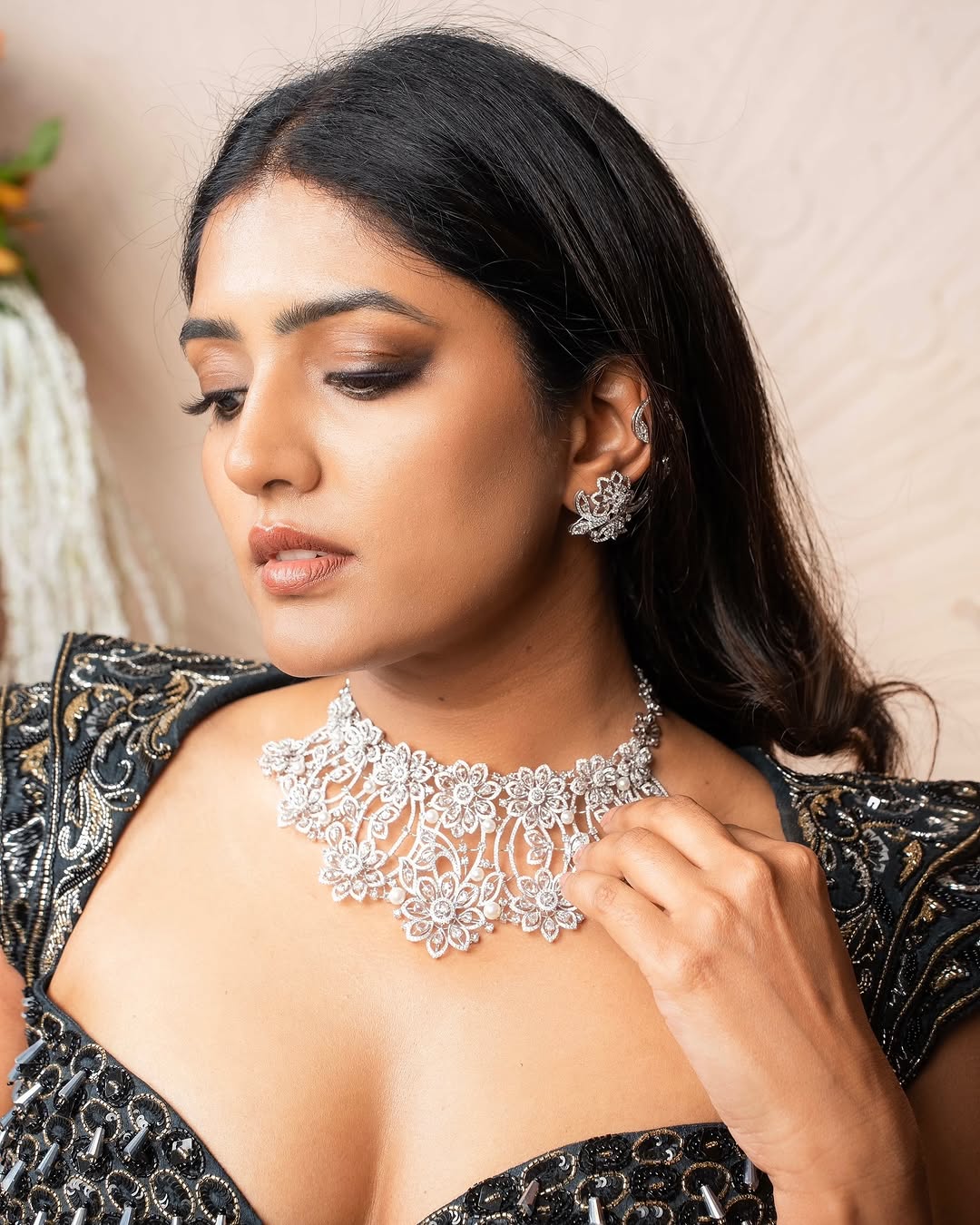 Eesha Rebba photo Gallery