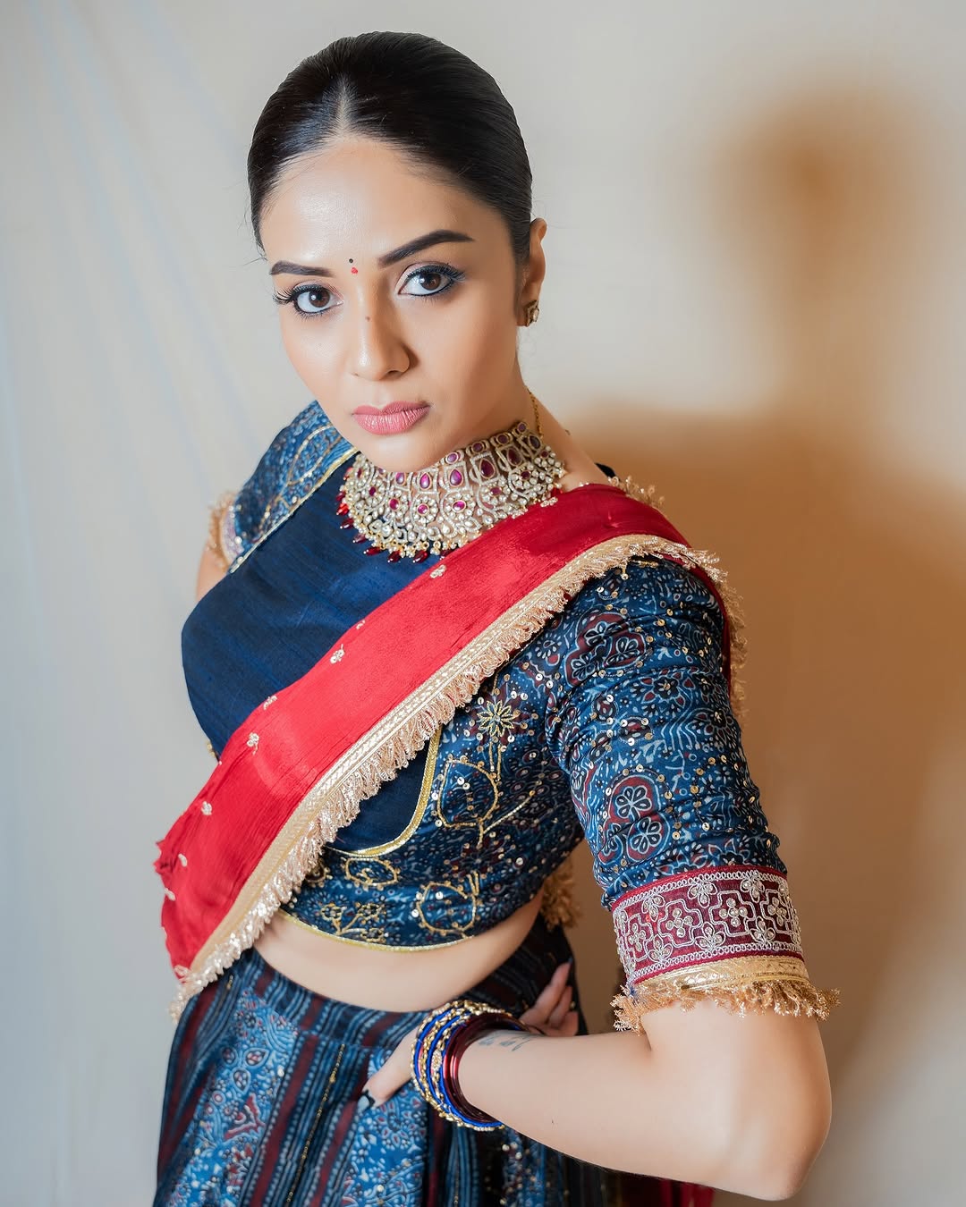 Sreemukhi Photo Gallery
