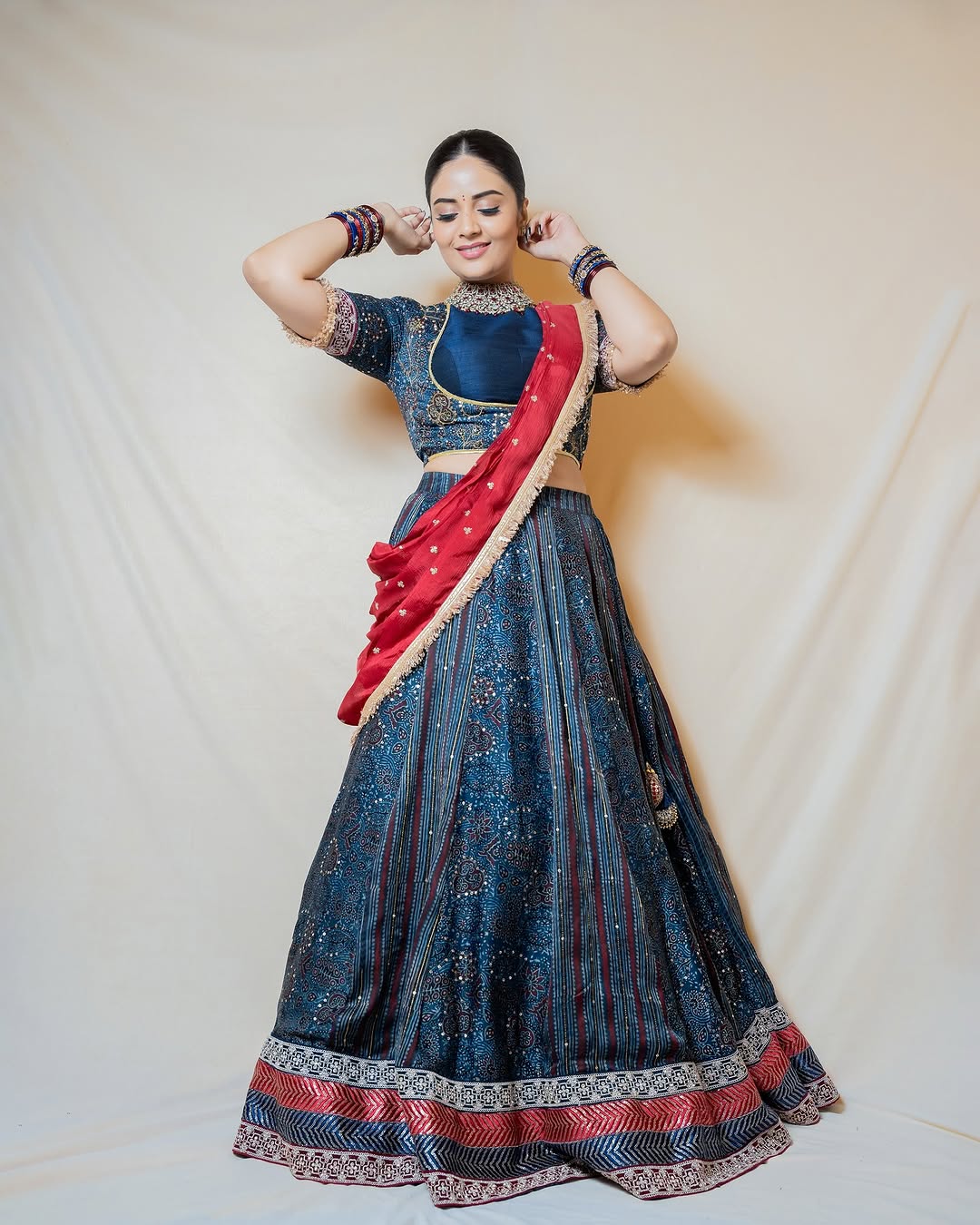 Sreemukhi Photo Gallery