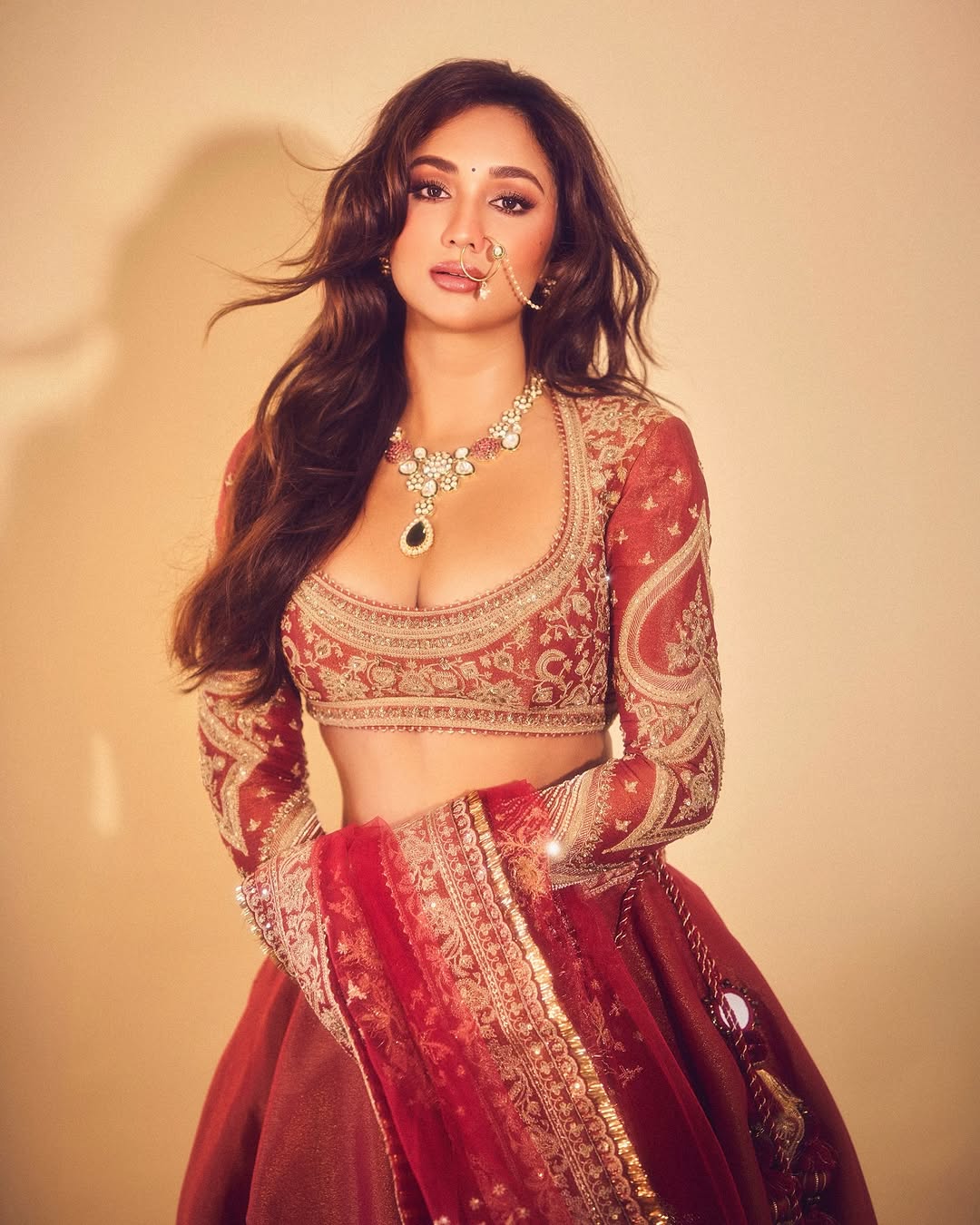 Actress Akanksha Sharma Photo Gallery