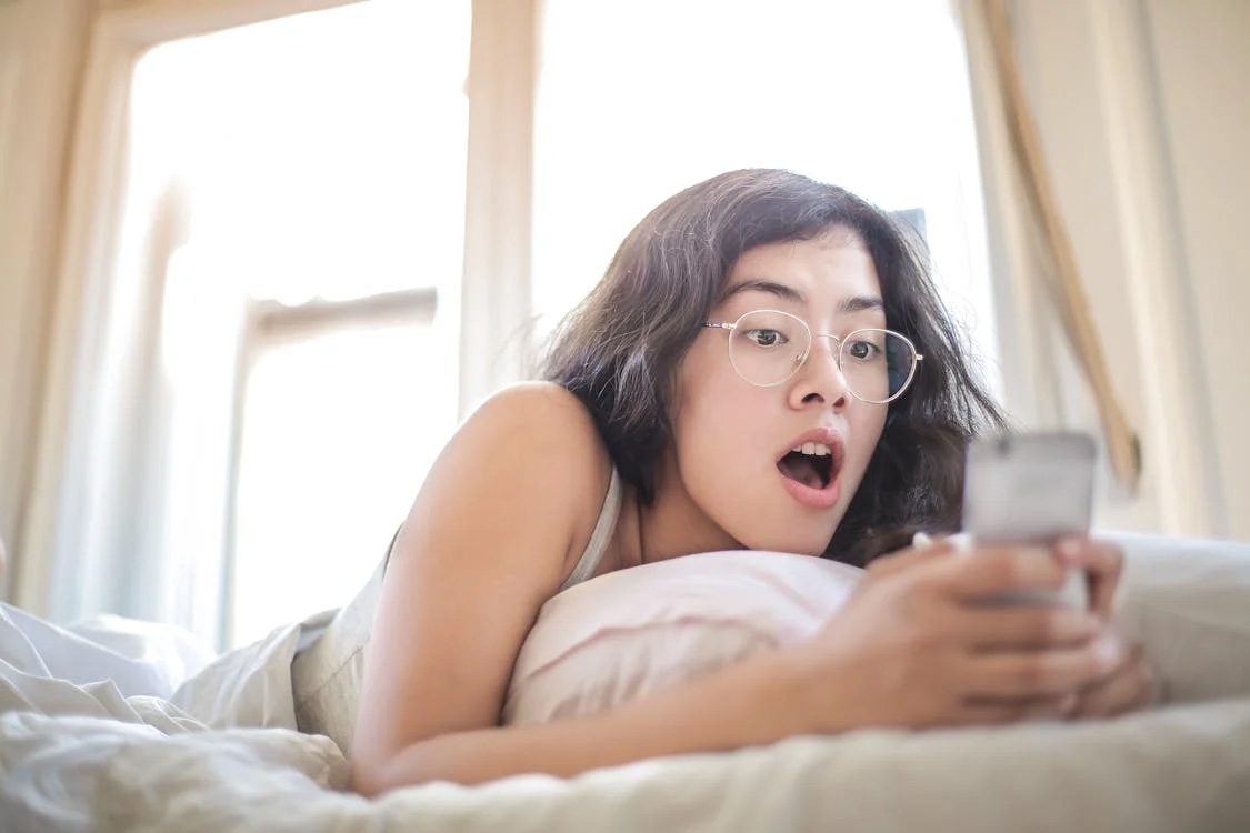 Sleeplessness: టీనేజ్ అమ్మాయిలు అందుకే నిద్రపోవడం లేదట.. అధ్యయనాలు ఏం చెప్తున్నాయో చూడండి