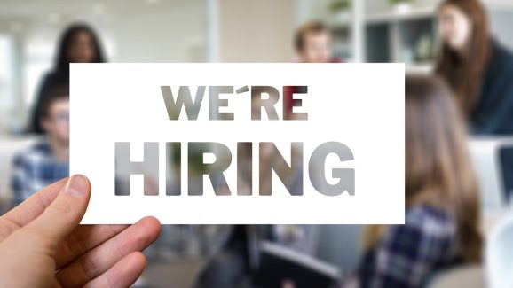 Job Alert: ఆ జిల్లా వారికి బంపర్ ఆఫర్.. పదో తరగతి అర్హతతో ఉద్యోగాలు