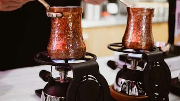 Copper Bottle: రాగి పాత్రలు నిజంగా ఆరోగ్యానికి మంచివేనా..?