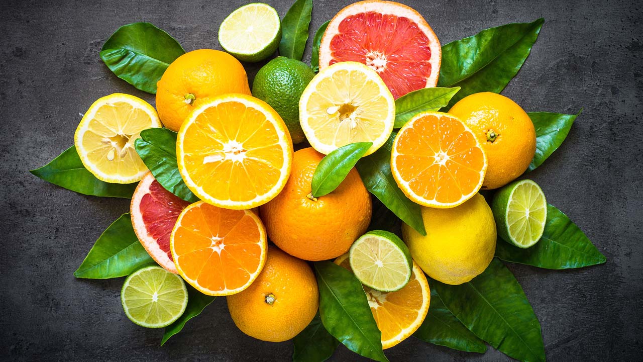 Citrus Side Effects: సిట్రస్ పండ్లు మంచివే.. కానీ అతిగా తింటే ఆ సమస్యలు రావచ్చు..!
