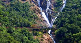 Dudhsagar Waterfalls: ఏం వ్యూ మామా..! జీవితంలో ఒక్కసారైనా అక్కడికి వెళ్లాలి