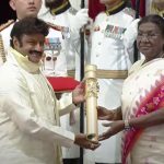 Nandamuri Balakrishna: బాలయ్యకు పద్మభూషణ్.. పంచకట్టులో తండ్రిని తలపిస్తున్న సీనియర్ హీరో