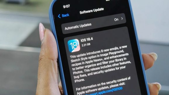 Apple iOS New Update: చరిత్రలోనే క్రేజీ టెక్ అప్‌డేట్..iOS 18.4 ఆవిష్కరణతో టెక్ ప్రపంచం షేక్‌