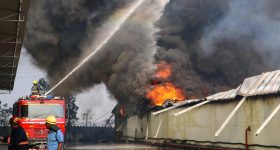 Kolkata Fire Accident: కోల్ కతాలో ఘోర అగ్నిప్రమాదం.. 14 మంది సజీవ దహనం!
