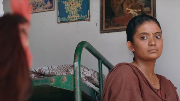 OTT Movie : దెయ్యం పట్టిన అమ్మాయి ప్రేమలో పడితే … ఊహించని క్లైమాక్స్ … మతిపోయే ట్విస్ట్ లు