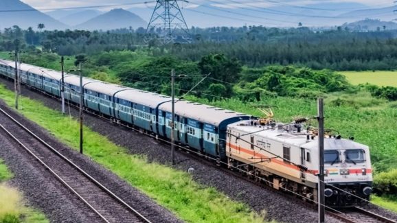 Train Travel New Rules: ప్రయాణికులూ జాగ్రత్త..మే 1 నుంచి రైలు నిబంధనల్లో భారీ మార్పులు