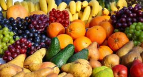 Poisonous Fruits: మీరు తినే ఈ పండ్లు.. ప్రపంచంలోనే అత్యంత విషపూరితమైనవి, జాగ్రత్త!