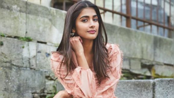 Pooja Hegde : నాకు 30 మిలియన్లు ఫాలోవర్స్ ఉండొచ్చు, బట్ అది రియల్ వరల్డ్ కాదు