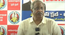 Samyuktha Menon: బాత్ టవల్ తో బయటకు వచ్చేసిన సంయుక్త.. ఫోటోలు వైరల్..!