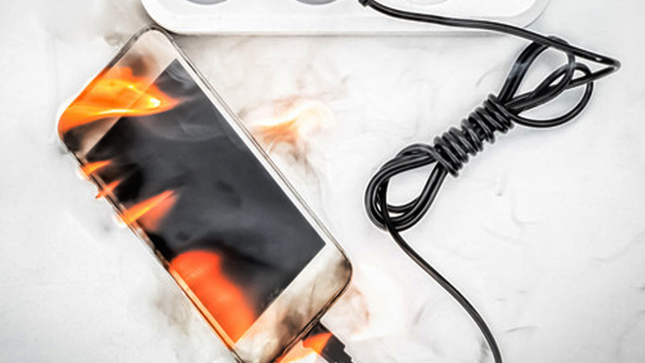 Smartphone Overheating: ఎండాకాలంలో చక్కటి సొల్యూషన్..ఫోన్ హీటింగ్‌ను అడ్డుకునే స్మార్ట్ టిప్స్
