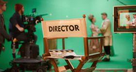 Telugu Director: అసిస్టెంట్స్ ను కొడుతున్న డైరెక్టర్... హీరోపై ఫ్రస్టేషన్ ఇలా చూపిస్తున్నాడా?
