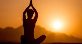 Morning Habits: డైలీ ఉదయన్నే ఈ పనులు చేస్తే.. రోజంతా ఉత్సాహంగా, ఆరోగ్యంగా ఉంటారు