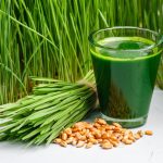 Wheat Grass juice: గోధుమ గడ్డి సంజీవని అని మీకు తెలుసా..?